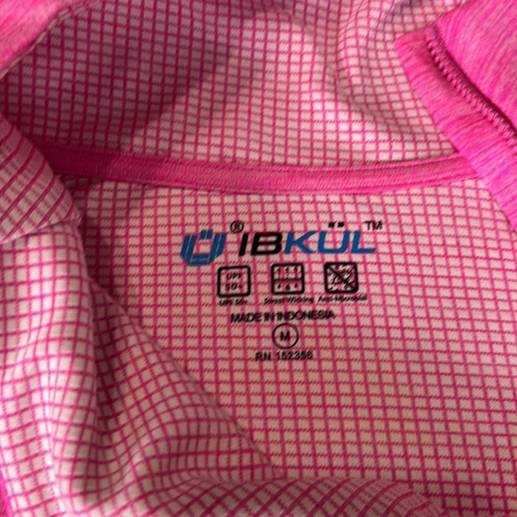 Ibkul Asymmetrical Zip PulloverTop in Hot Pink Size M - Picture 7 of 11